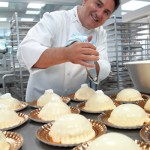 RITRATTO-SALVATORE-DERISO-IN-LABORATORIO