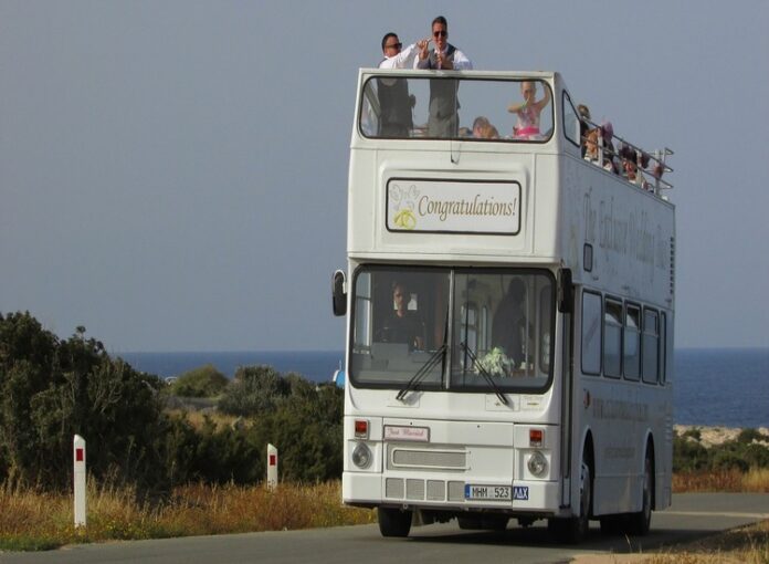 Noleggio autobus matrimonio