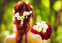 Acconciature floreali da sposa: 4 idee per un effetto wow Acconciature floreali da sposa