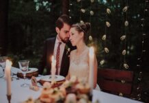 Come fare il giro dei tavoli al matrimonio? Le regole del bon ton Come fare il giro dei tavoli